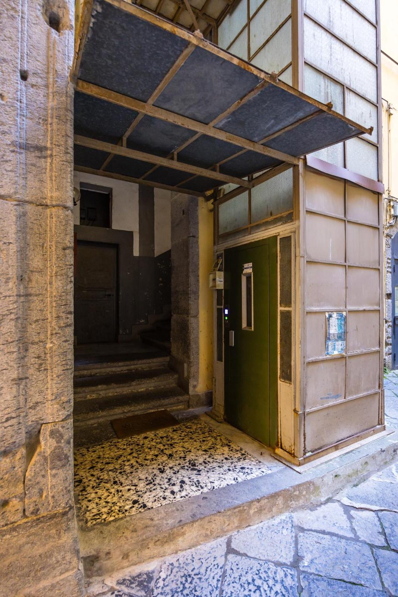 那不勒斯Carrozzieri Nest At Historical Center公寓 外观 照片